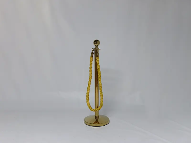 1.5MTR-Q ROPE -SPIRAL YELLOW WITH GOLD HOOKS-QRSYG.5MTR-Q ROPE -SPIRAL YELLOW WITH GOLD HOOKS-QRSYG